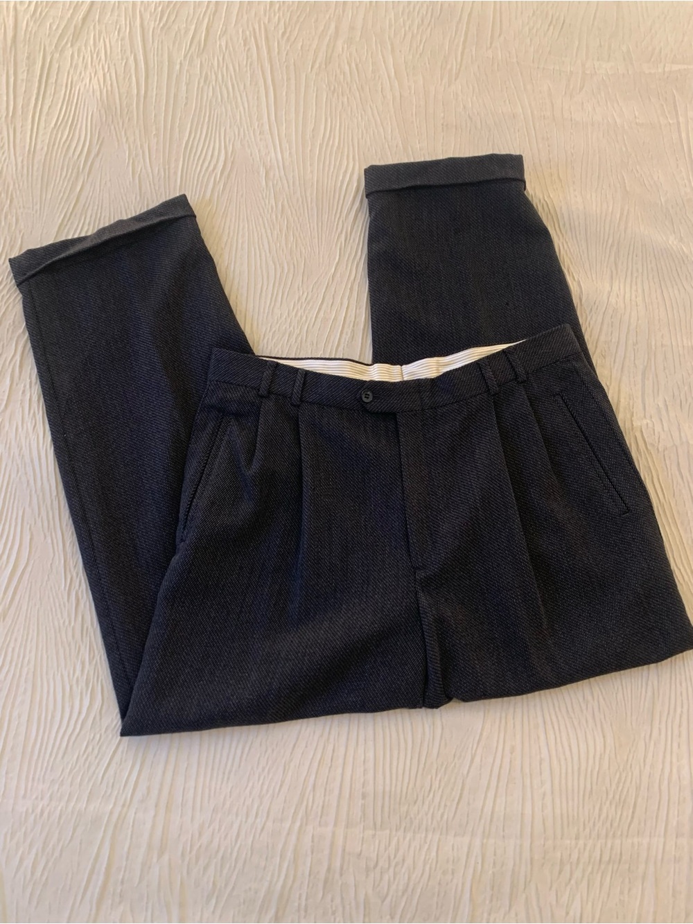 Vintage Nordstrom Made in Canada Dark Gray Woven Wool Double Pleat Pants, sz. 36